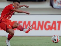 Hasil Persija Jakarta vs Persib Bandung Petang Ini: 2 Gol Adam Alis Bawa Maung Bandung Menang