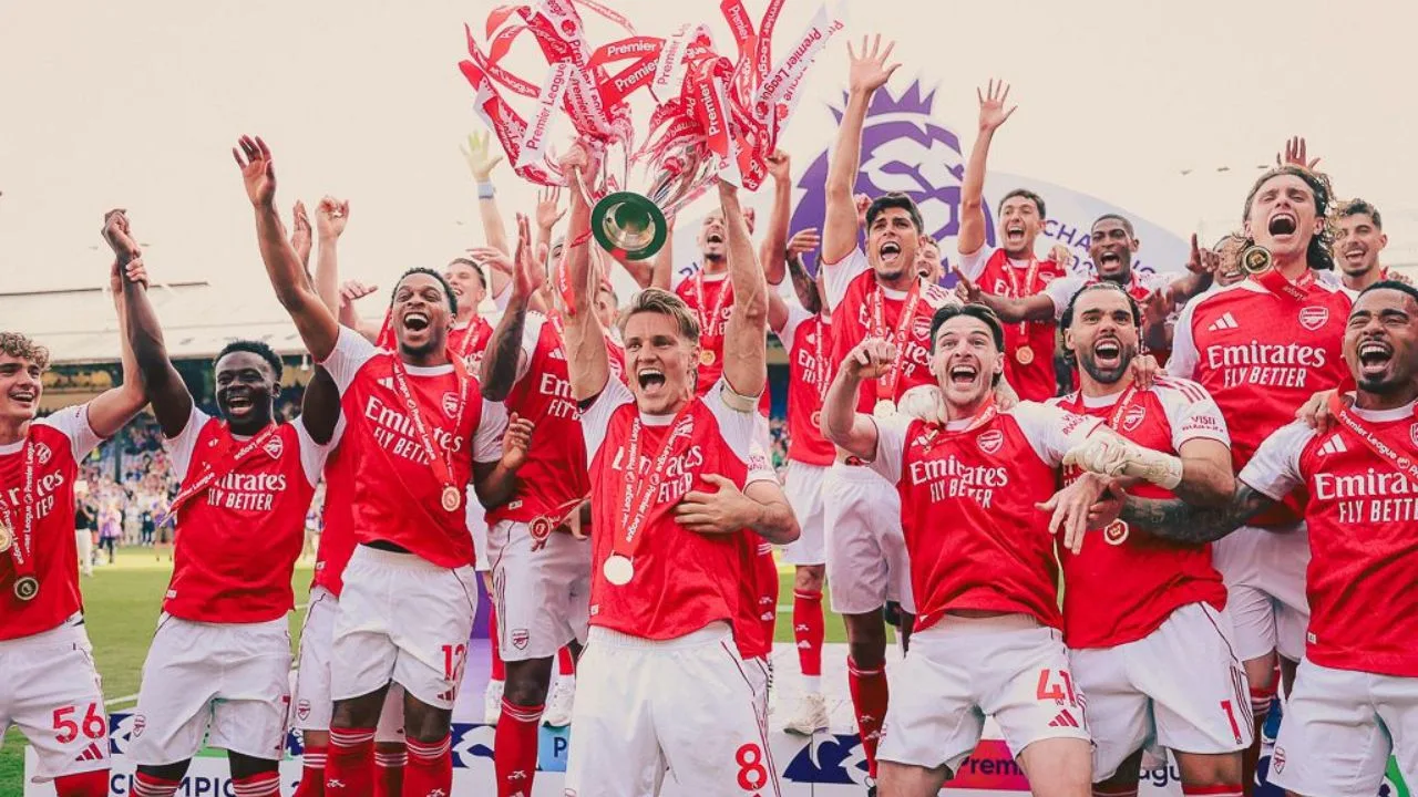 Klasemen Akhir Premier League 20252026 Arsenal Juara, Aston Villa ke Liga Champions, Wolves Degradasi