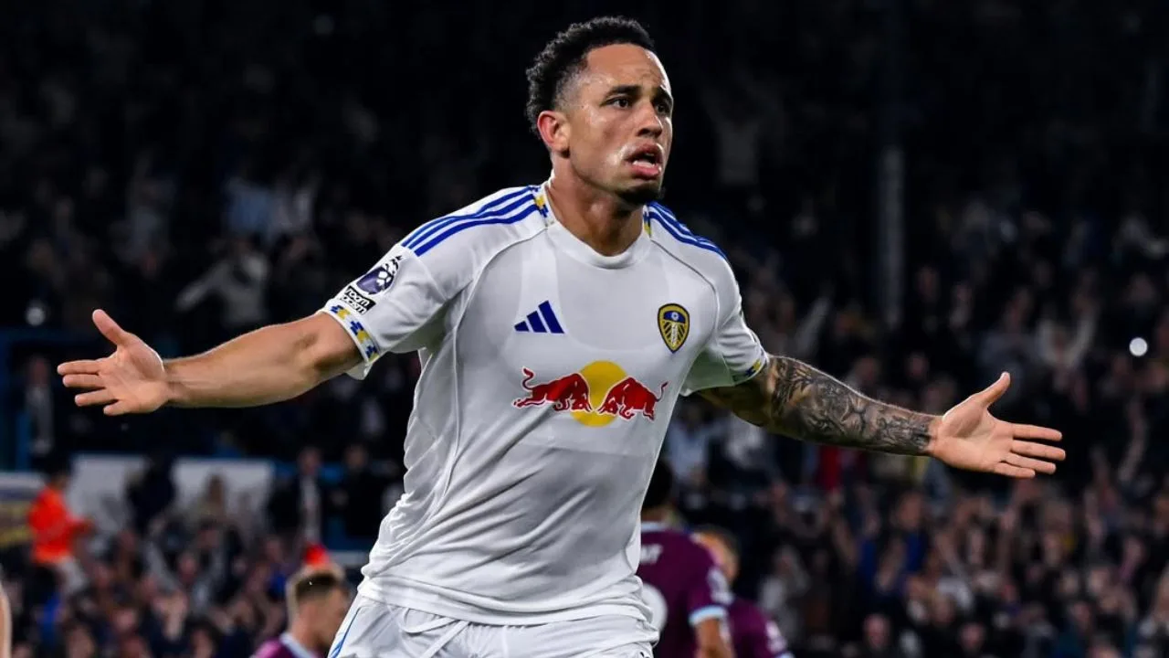 Leeds United Selamat Dari Zona Degradasi Usai Tumbangkan Burnley 3-1