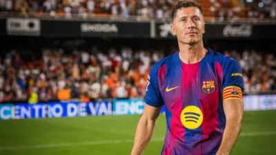 Mencari Striker Utama Baru, Barcelona Bidik Julian Alvarez hingga Harry Kane sebagai Pengganti Lewandowski