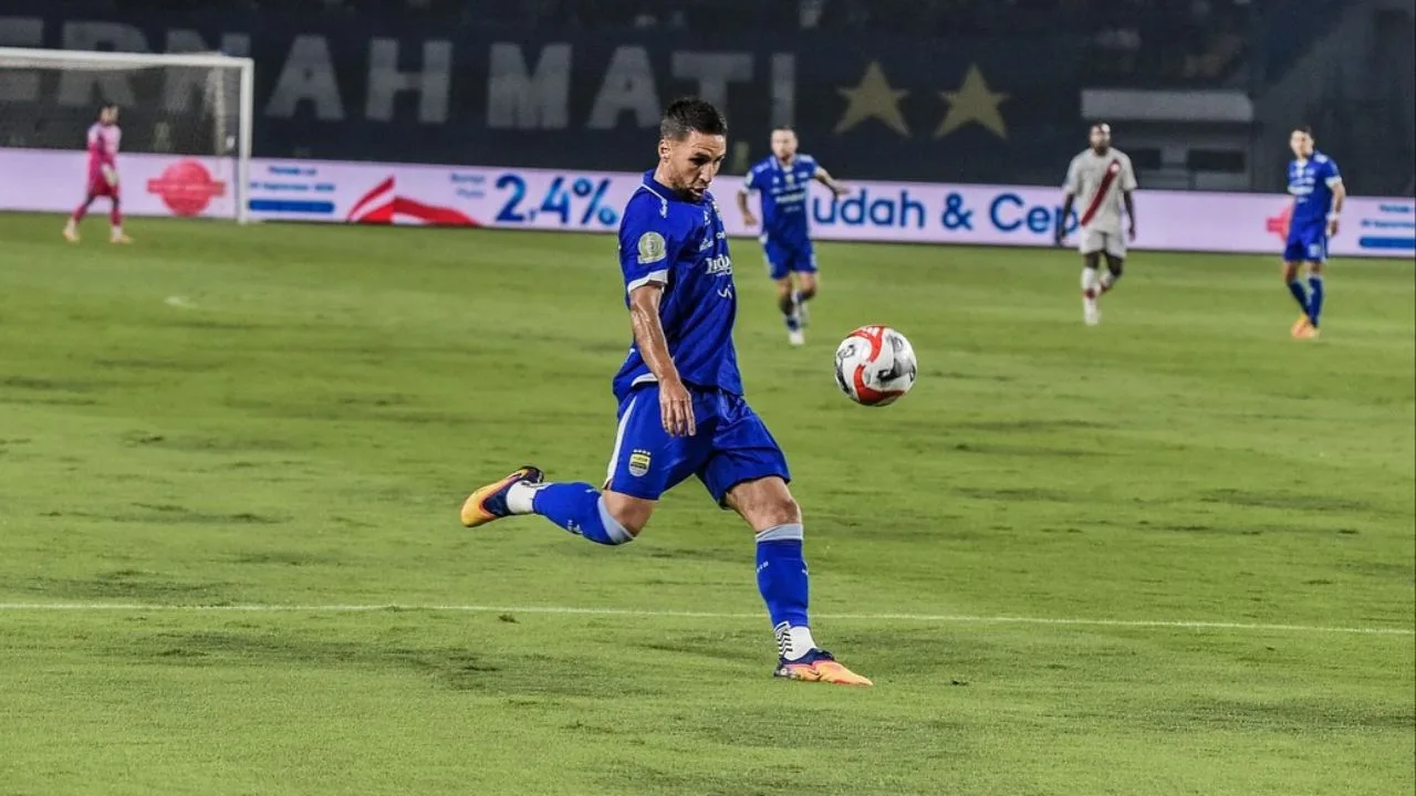 Persib Tanpa 3 Pemain Ini Hadapi PSM Makassar, Bojan Hodak Putar Otak Jelang Laga Penentuan