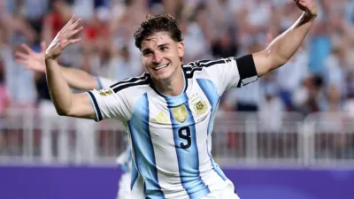 Akankah Berakhir, Drama Transfer Julian Alvarez Barcelona dan Arsenal Berebut Peluang