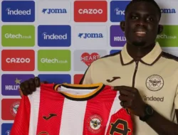 Brentford Resmi Rekrut El Hadji Malick Diouf dari West Ham Senilai 40 Juta Pounds