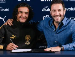 Manchester City Rekrut Ayyoub Bouaddi dari Lille Senilai 100 Juta Euro, Siap Debut Kontra Crystal Palace