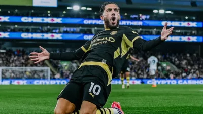 Rayan Cherki Cetak Brace, Pesta Manchester City di Selhurst Park