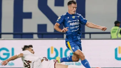 Rekap Hasil BRI Super League Minggu Malam Persib Sikat PSM 3-1, Madura United Petik Kemenangan Penuh