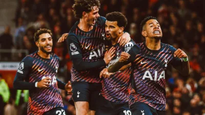 Hasil Manchester United vs Tottenham: Gol Larut Dominic Solanke Gagalkan Kemenangan Setan Merah di Old Trafford