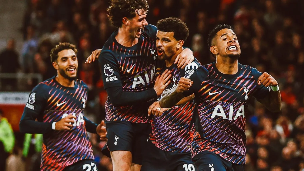 Hasil Manchester United vs Tottenham Gol Larut Dominic Solanke Gagalkan Kemenangan Setan Merah di Old Trafford